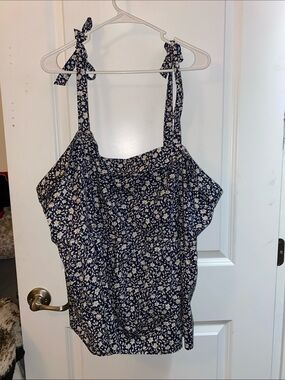 Torrid poplin peplum tie strap top